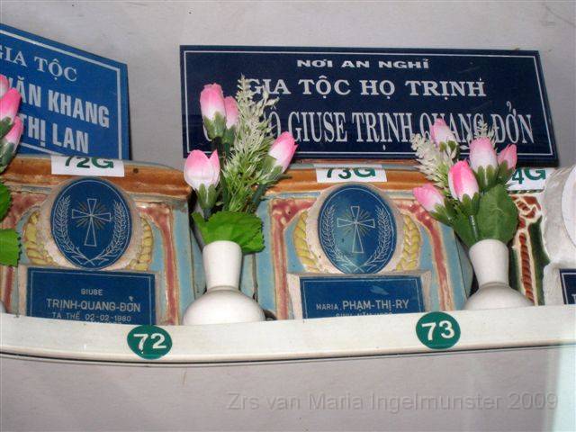 0149 urne ouders Zr. Anna.JPG